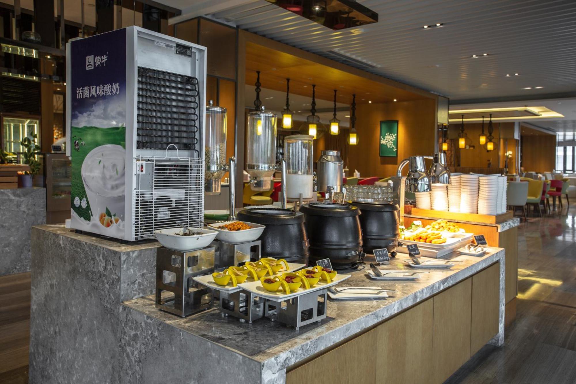 Hilton Garden Inn Нинбо Екстериор снимка