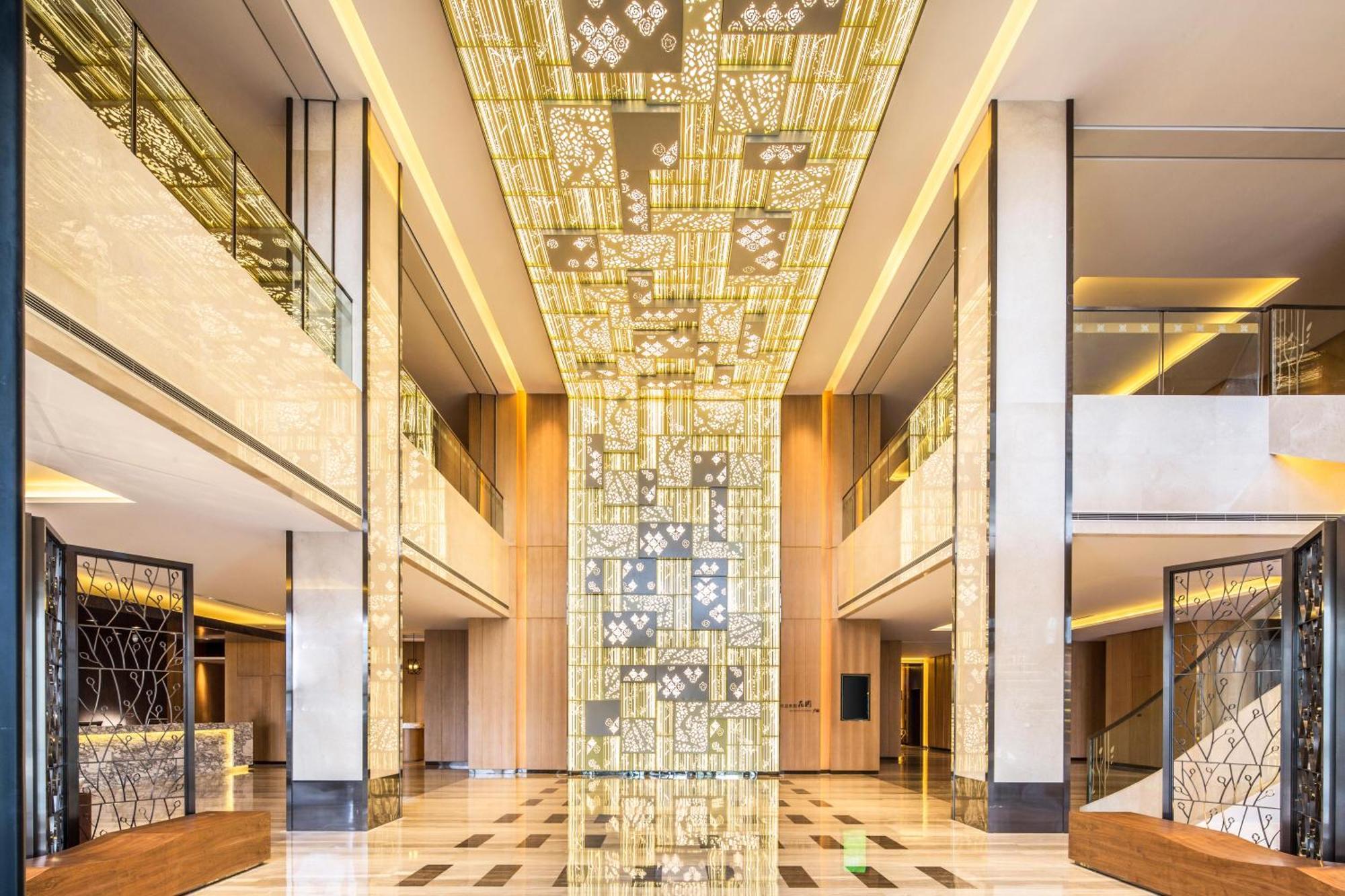 Hilton Garden Inn Нинбо Екстериор снимка