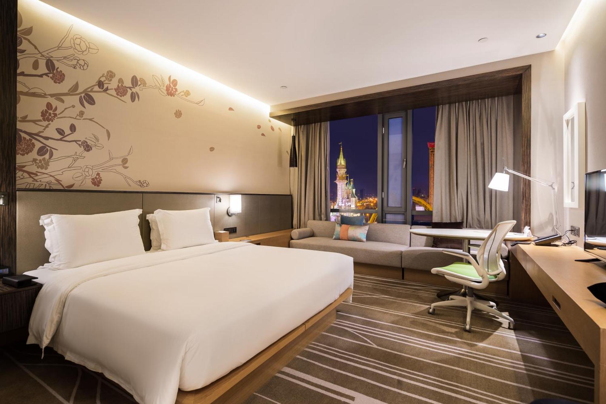 Hilton Garden Inn Нинбо Екстериор снимка