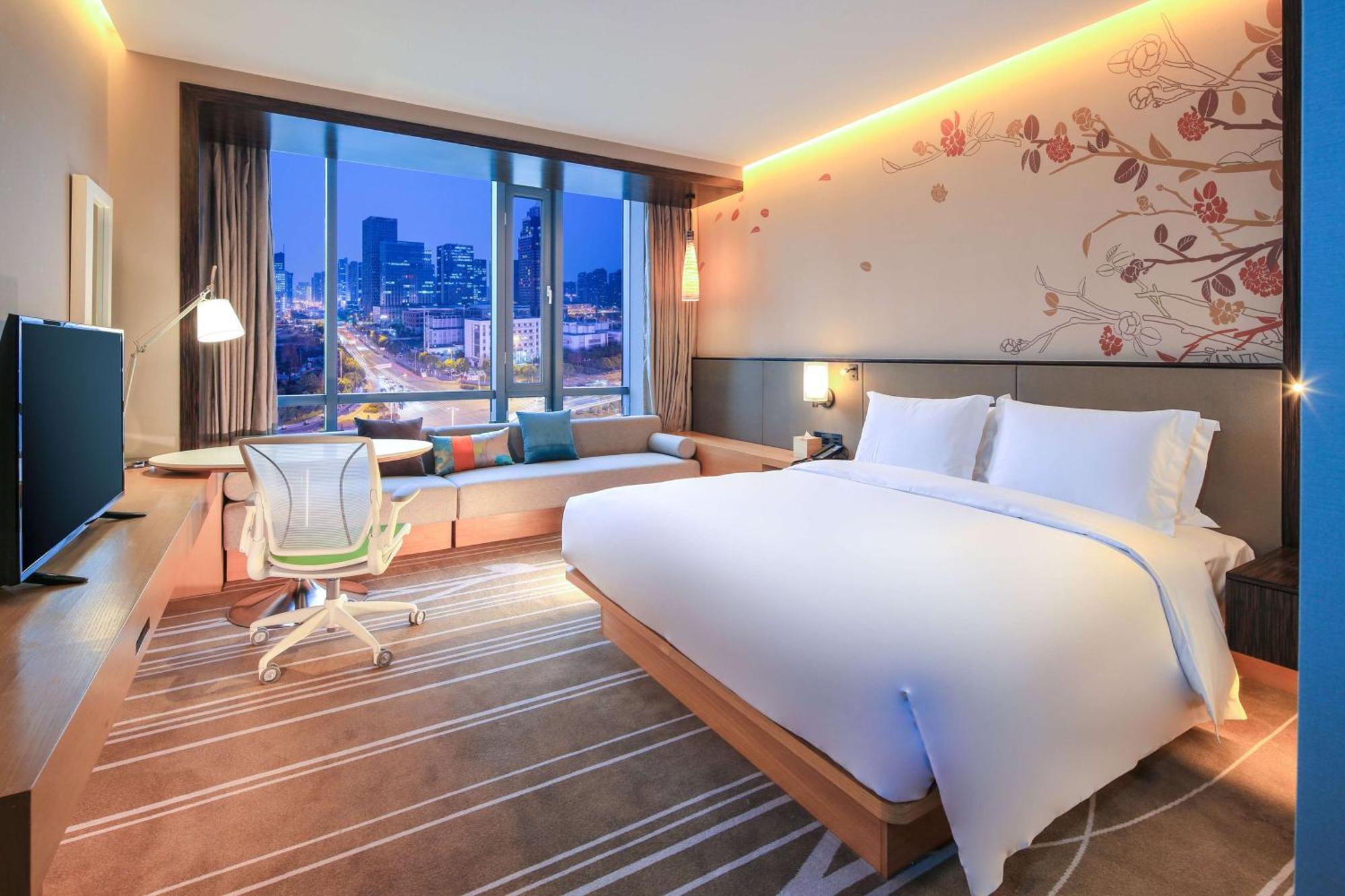 Hilton Garden Inn Нинбо Екстериор снимка